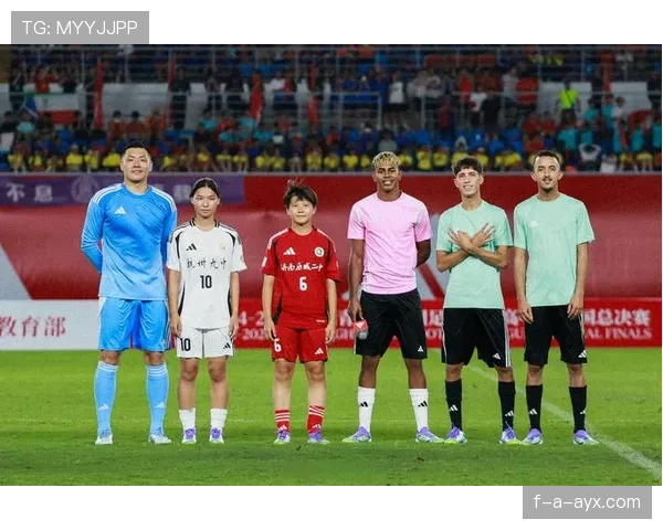 足球新星技战术全面升级，年轻天才重塑赛场格局引关注