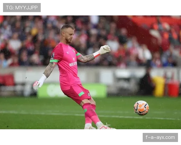 布伦特福德中场组织能力持续提升,助球队状态回暖 布伦特福德中场组织能力持续提升,助球队状态回暖