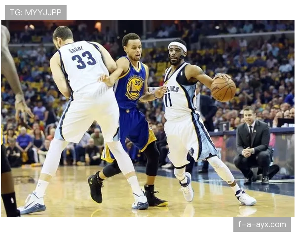 康利无球跑动提升进攻效率，改变灰熊战术结构